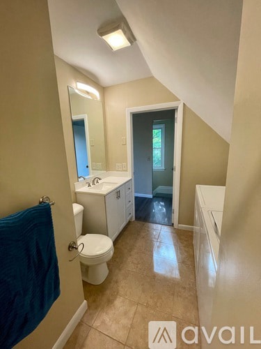 Building Photo - 5 Myrtle St