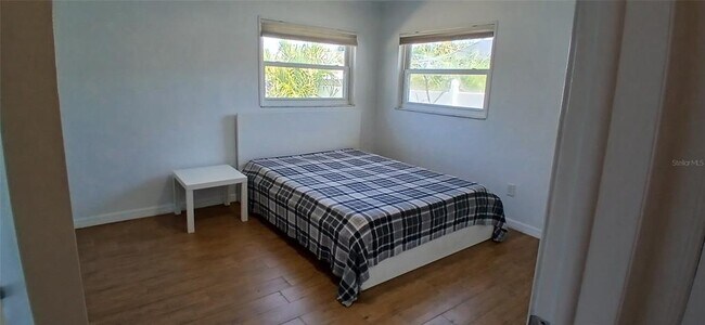 Building Photo - 4397 Harbor Hills Dr