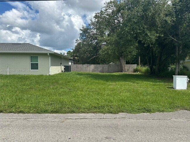 Building Photo - 2102 South St