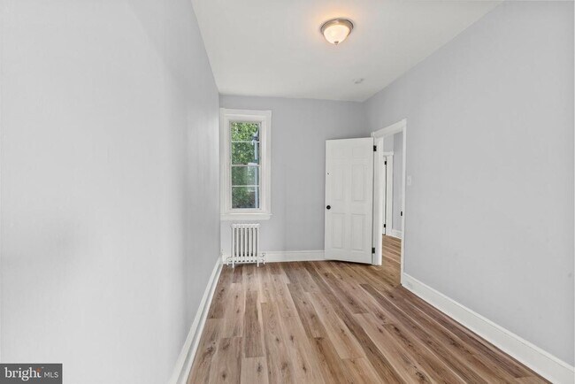 Building Photo - 3553 Emerald St