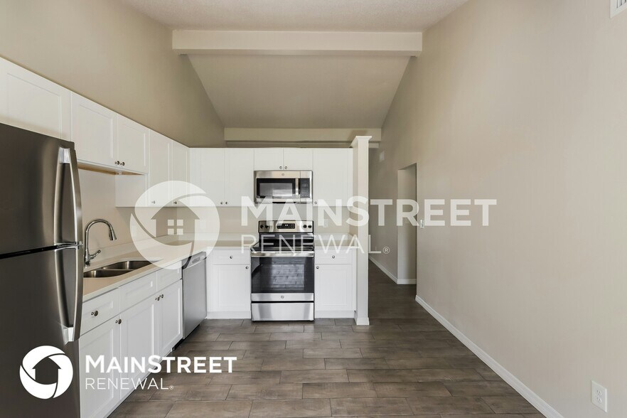 Building Photo - 1205 Windy Hill Dr