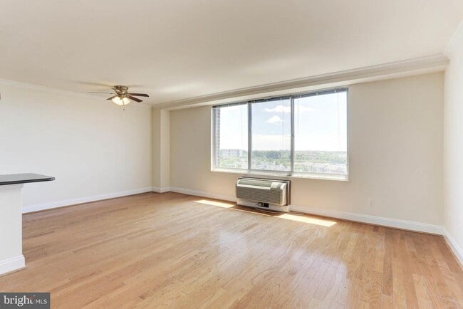 Building Photo - 9701 Fields Rd