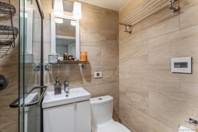 Building Photo - 68-48 Fleet St