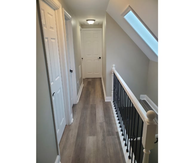 Building Photo - 17 W Talbott St