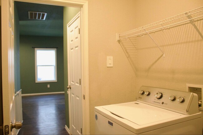 Building Photo - Butterfield Ranch