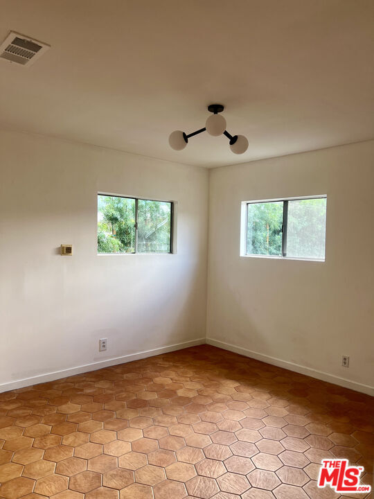 Building Photo - 4316 Perlita Ave