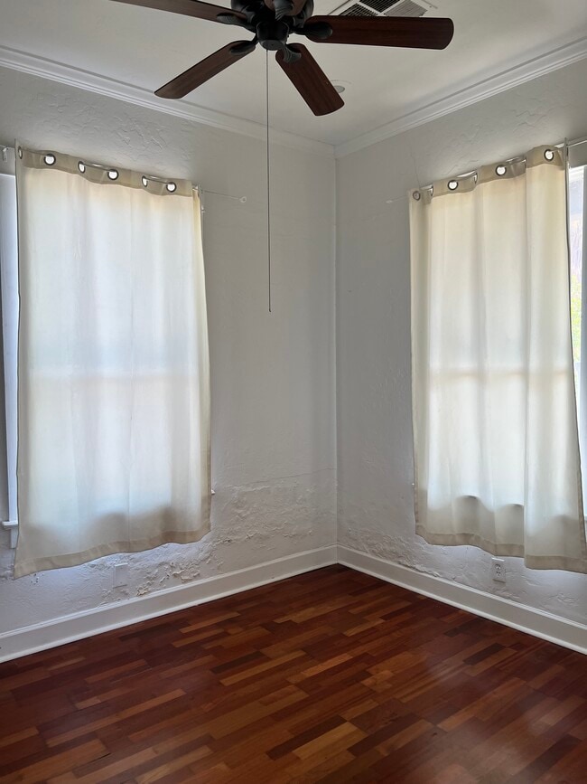 Building Photo - 720 N 9th Ave