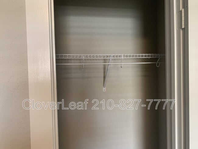 Building Photo - 708 Stonemanor Bay