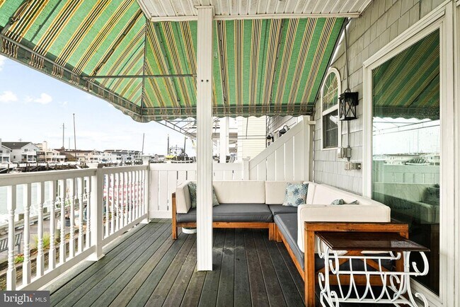 Building Photo - 536 W Montgomery Ave