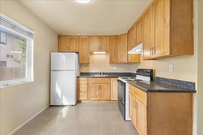 Building Photo - 267 Flint Ct