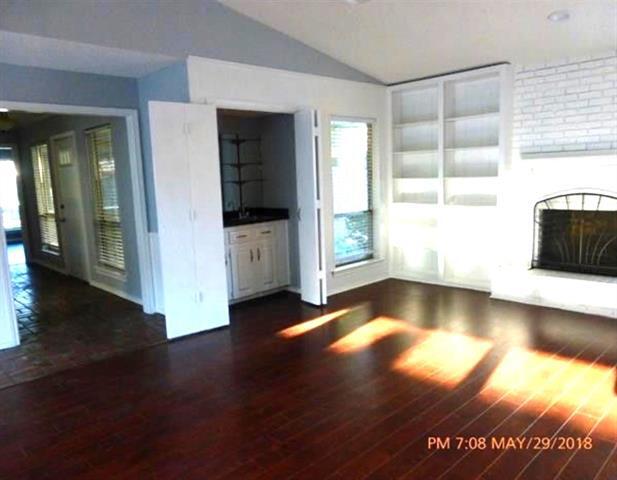 Building Photo - 16325 Lauder Ln