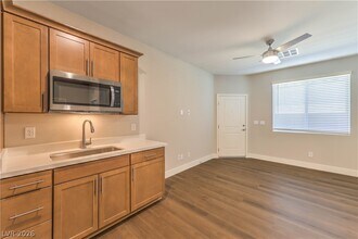 Building Photo - 497 Chestnut Falcon Ave