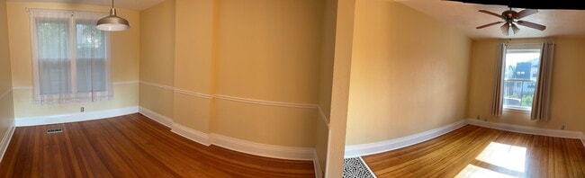 Living/dining room panoramic - 915 S 33rd St