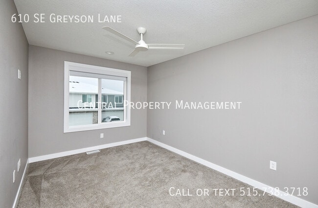 Building Photo - 610 SE Greyson Ln