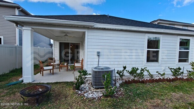 Building Photo - 352 Rambling Brk Trl