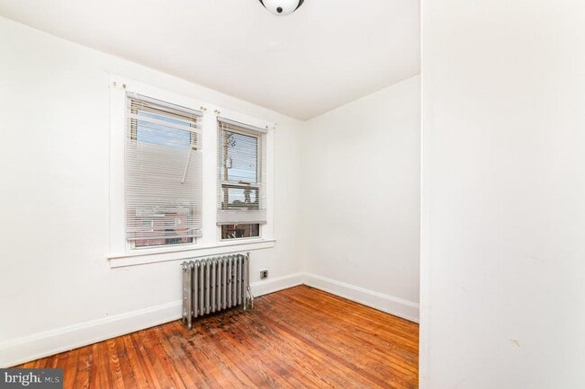 Building Photo - 4205 Nicholas Ave