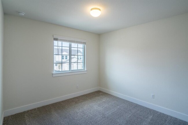 Building Photo - 113 Furlong Dr