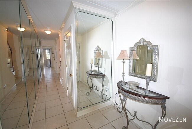 Building Photo - 111 Spencer Farlow Dr-