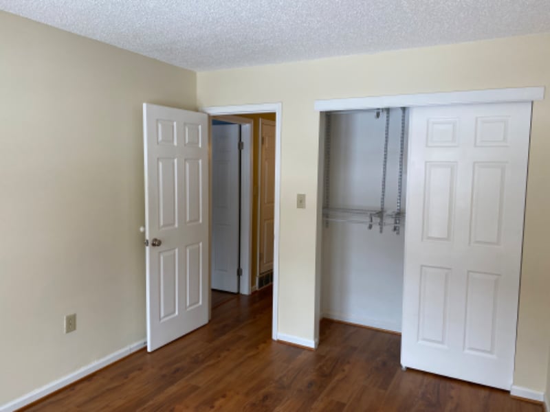 Building Photo - 12 Whispering Pines Rd