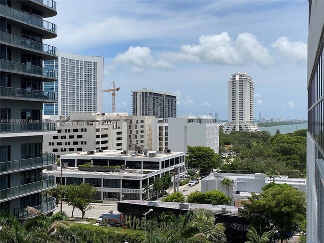 Building Photo - 3301 NE 1st Ave