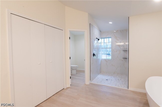 Building Photo - 15200 Sweetwater Ct