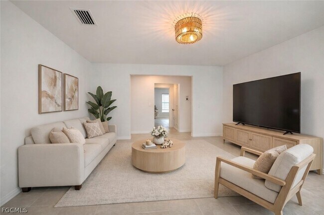 Building Photo - 17240 Cantu Ct