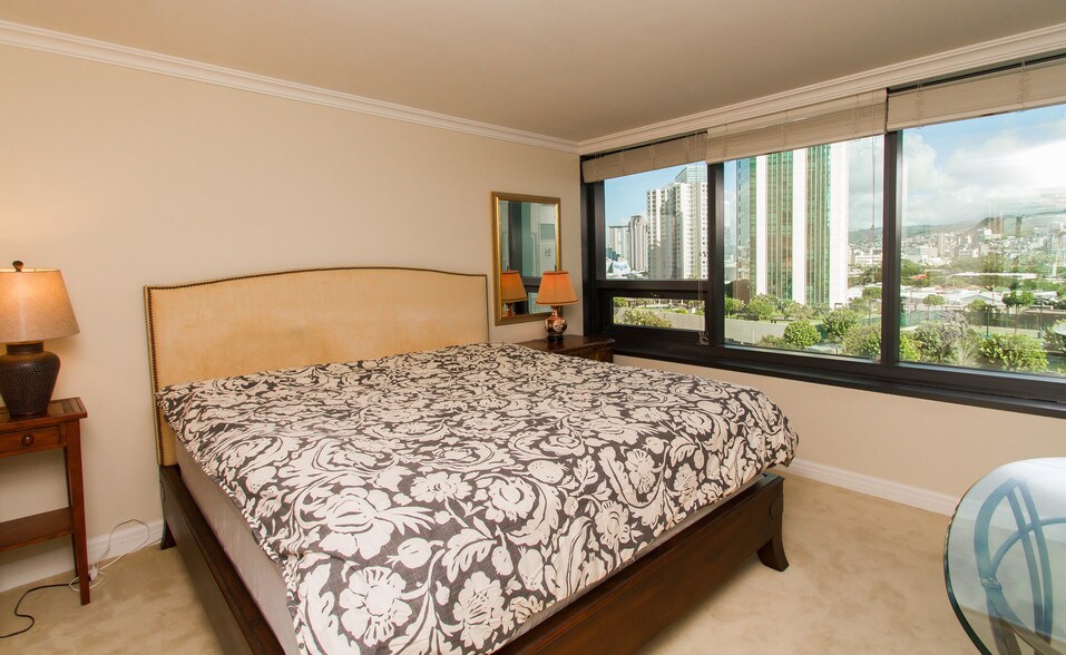 Guest Bedroom - 1330 Ala Moana Blvd