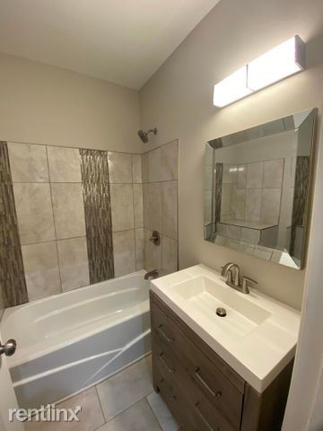 Building Photo - 3 br, 2 bath House - 131 S Van Gilder Pl