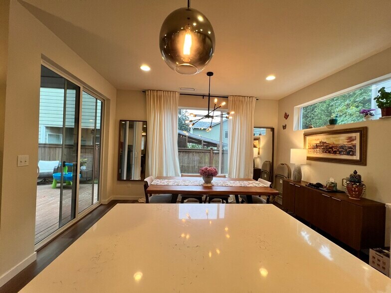 Building Photo - 1128 133rd Pl SW
