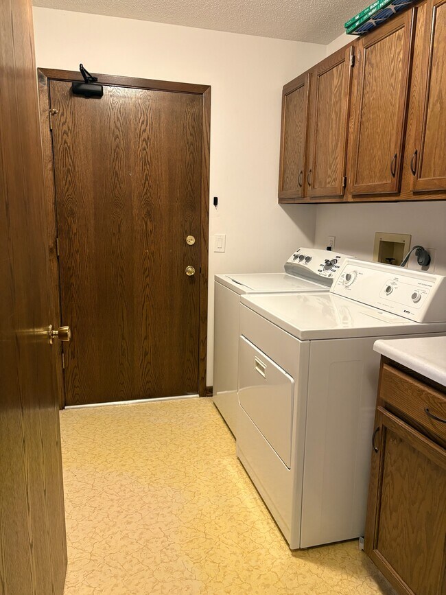 Building Photo - 1120 49th St