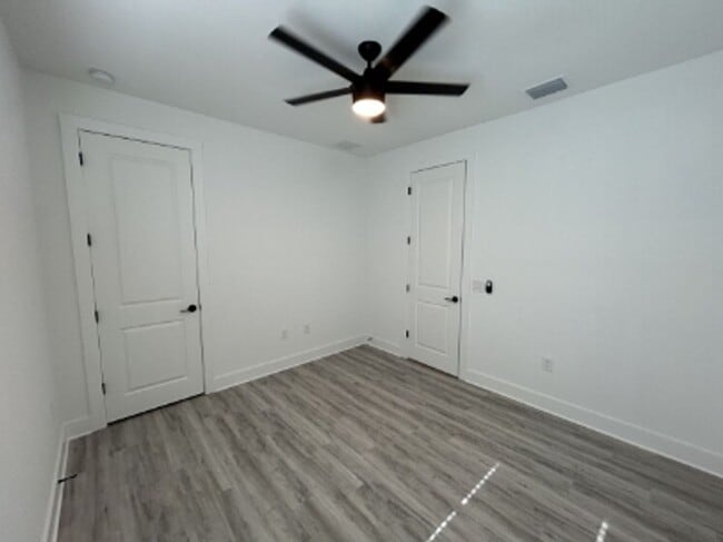 Building Photo - 1234 Oceanic Rd