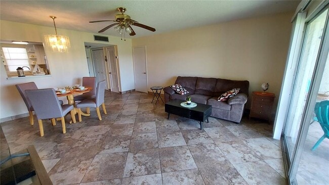 Building Photo - 5154 Turquoise Ln