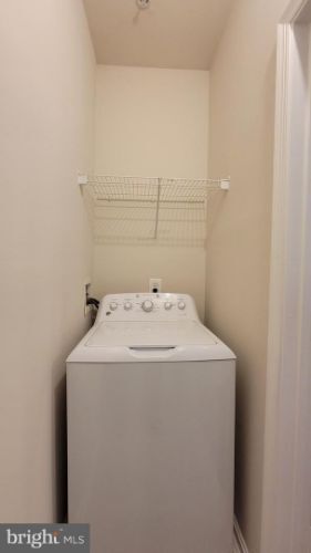 Building Photo - 9486 Virginia Center Blvd