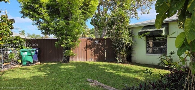 Building Photo - 19851 SW 103rd Ct