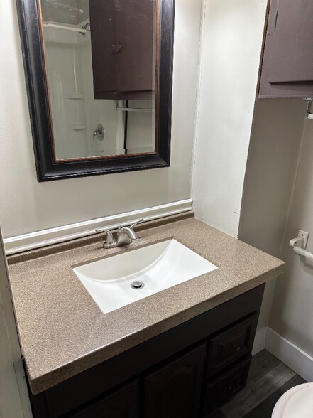 Building Photo - 1018 8th St S