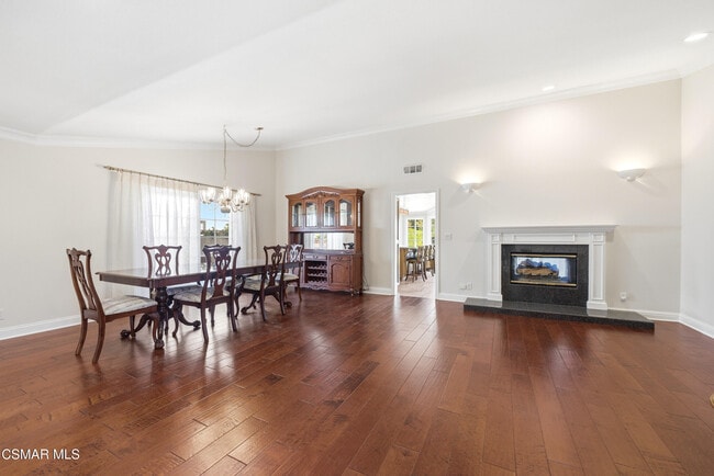 Building Photo - 5718 Ostin Ave