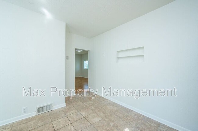 Building Photo - 3830 51st St
