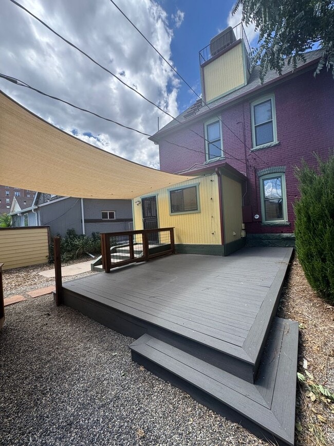 Building Photo - Embrace Timeless Charm with Modern Comfort
