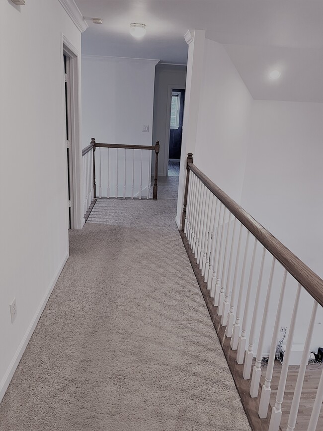 Building Photo - 10920 Donamere Dr