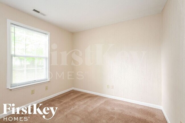 Building Photo - 11356 Cherry Tree Way