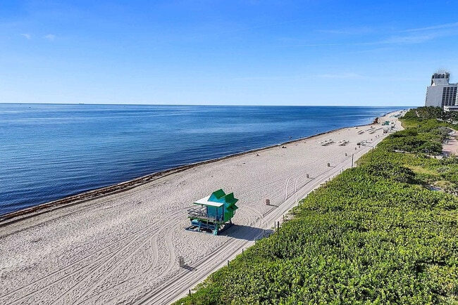 Building Photo - 580 72nd St