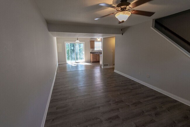 Building Photo - 4700 Dehaven Dr