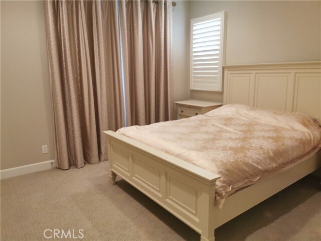 Building Photo - 16 Branding Iron