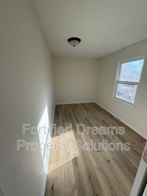 Building Photo - 176 Coble Cir