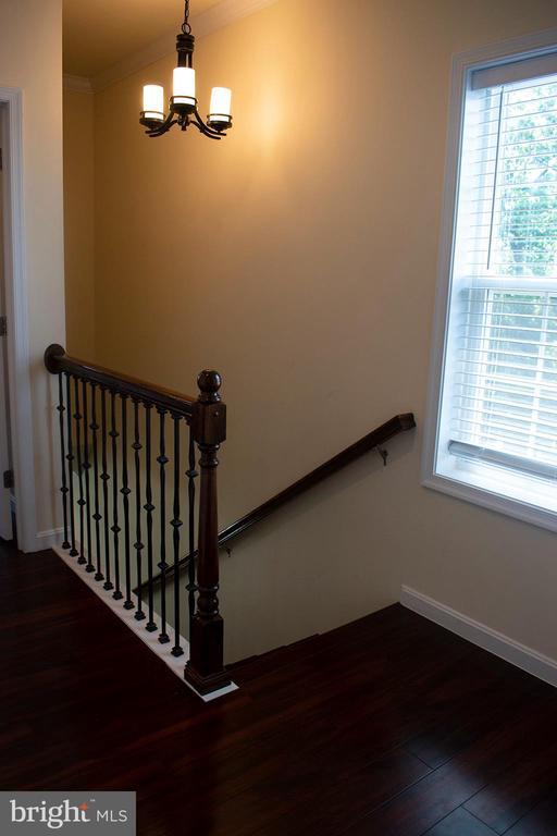 Building Photo - 422 60th St NE