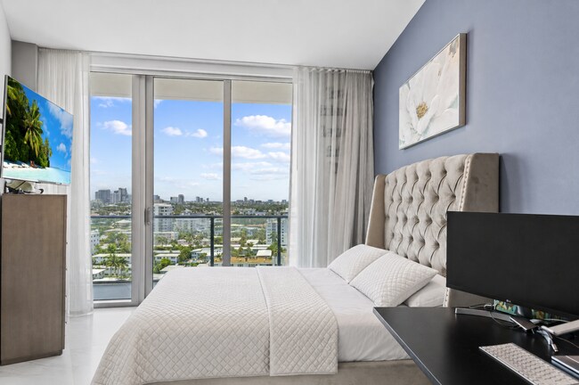 Building Photo - 701 N Fort Lauderdale Beach Blvd