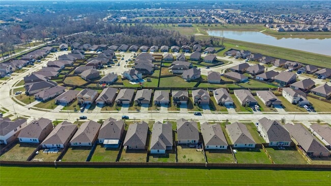 Building Photo - 3238 Aster Mdw Wy