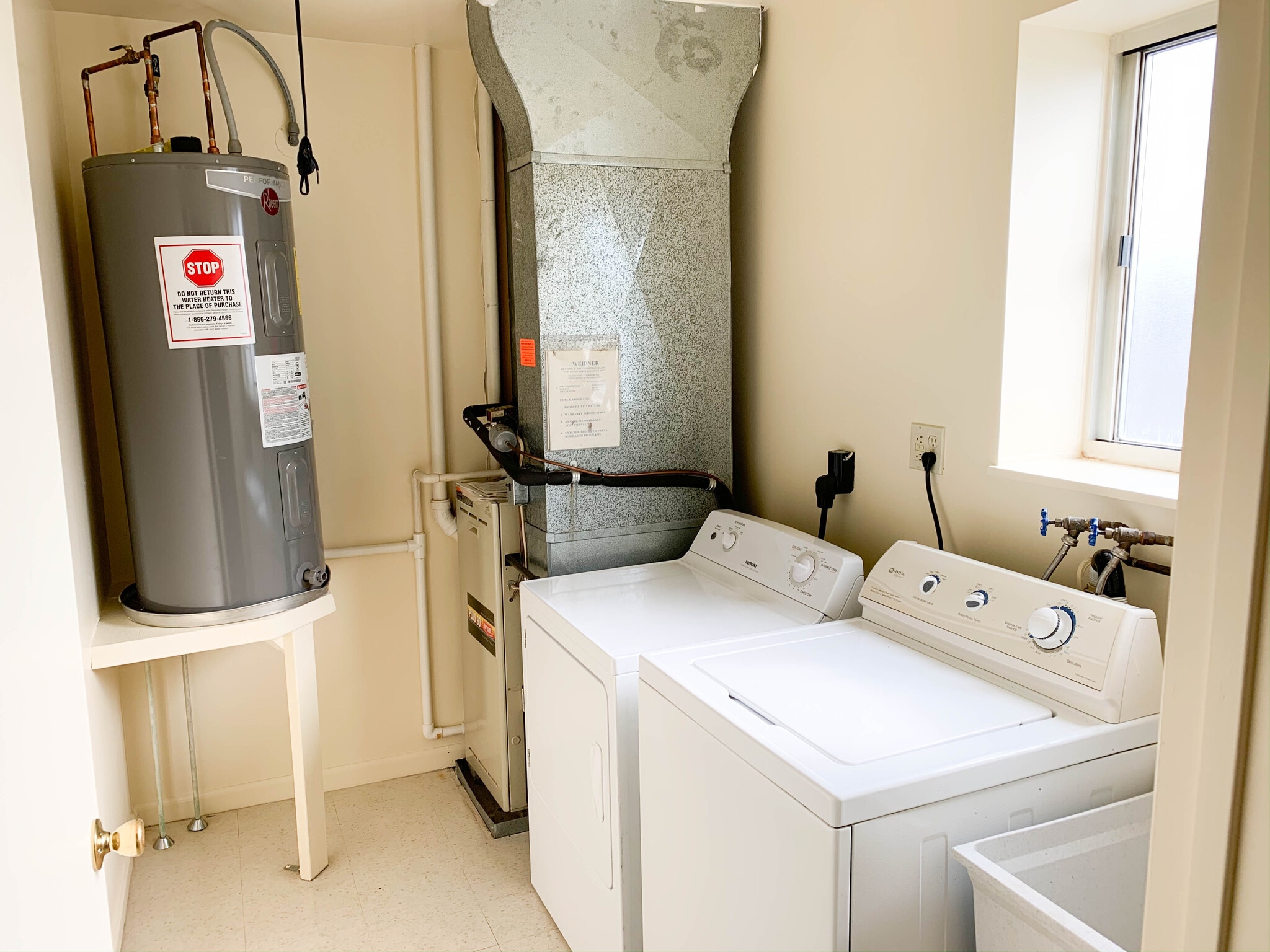 Building Photo - 2800 Houston St