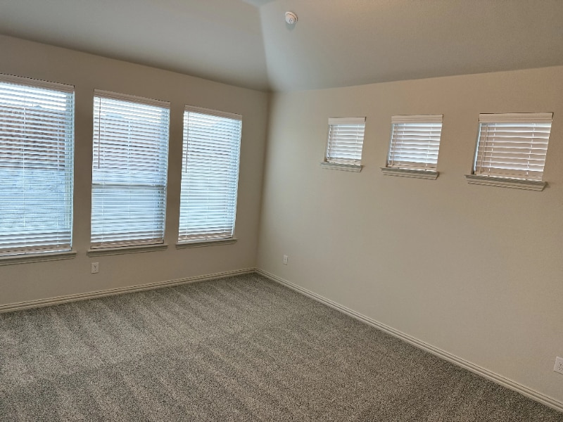 Building Photo - 1312 Staffords Pt