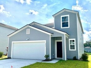 Building Photo - 351 Matuskovic Dr
